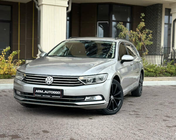 Бежевий Фольксваген Пассат, об'ємом двигуна 2 л та пробігом 265 тис. км за 13200 $, фото 1 на Automoto.ua