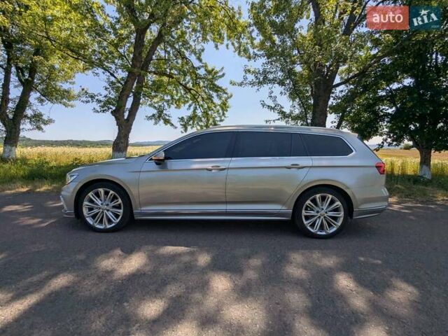 Бежевый Фольксваген Пассат, объемом двигателя 2 л и пробегом 260 тыс. км за 17800 $, фото 2 на Automoto.ua