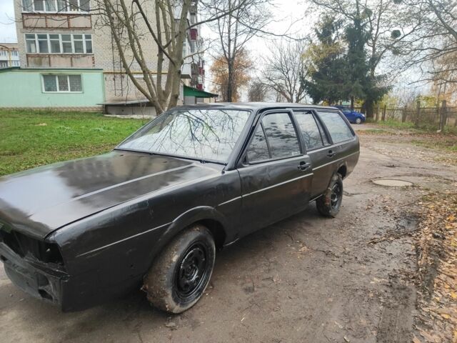 Чорний Фольксваген Пассат, об'ємом двигуна 1.9 л та пробігом 250 тис. км за 501 $, фото 2 на Automoto.ua