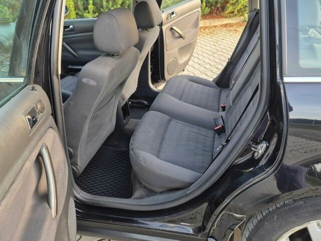 Чорний Фольксваген Пассат, об'ємом двигуна 1.9 л та пробігом 260 тис. км за 1400 $, фото 5 на Automoto.ua