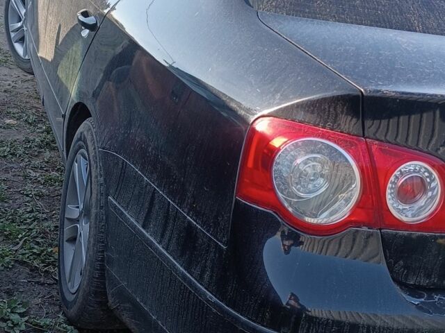 Черный Фольксваген Пассат, объемом двигателя 2 л и пробегом 280 тыс. км за 4550 $, фото 4 на Automoto.ua