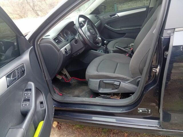 Черный Фольксваген Пассат, объемом двигателя 0 л и пробегом 234 тыс. км за 9100 $, фото 1 на Automoto.ua