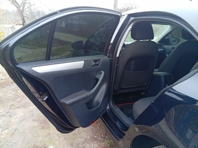 Черный Фольксваген Пассат, объемом двигателя 0 л и пробегом 234 тыс. км за 9100 $, фото 4 на Automoto.ua