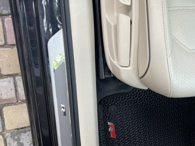 Черный Фольксваген Пассат, объемом двигателя 1.8 л и пробегом 149 тыс. км за 11700 $, фото 17 на Automoto.ua