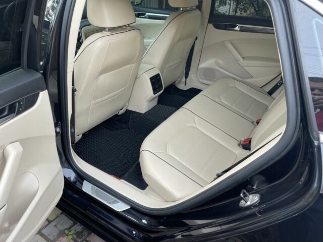 Черный Фольксваген Пассат, объемом двигателя 1.8 л и пробегом 149 тыс. км за 11700 $, фото 15 на Automoto.ua