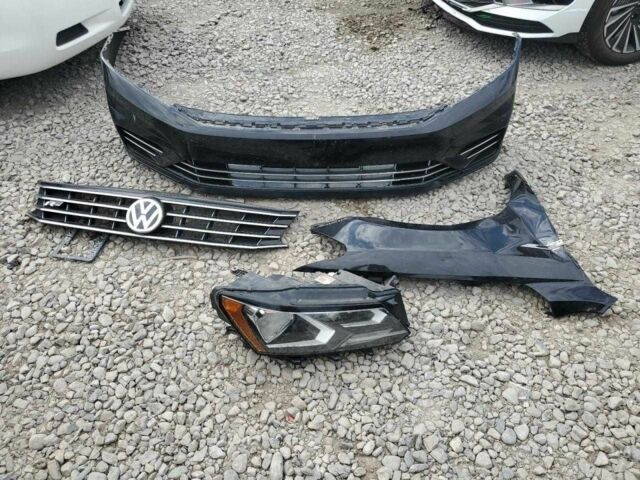 Черный Фольксваген Пассат, объемом двигателя 1.8 л и пробегом 72 тыс. км за 2500 $, фото 11 на Automoto.ua