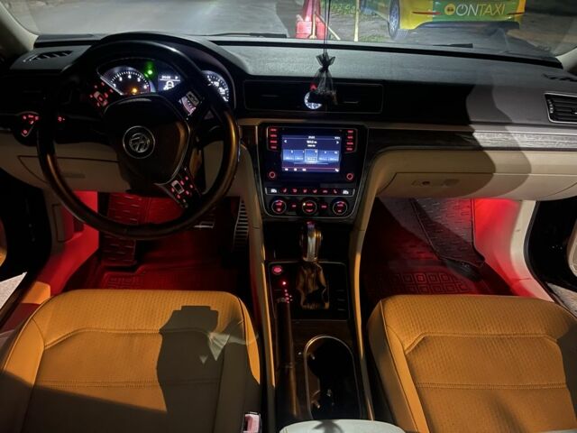 Черный Фольксваген Пассат, объемом двигателя 1.8 л и пробегом 149 тыс. км за 11700 $, фото 20 на Automoto.ua