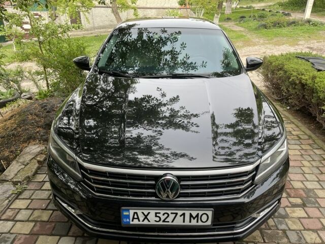Черный Фольксваген Пассат, объемом двигателя 1.8 л и пробегом 149 тыс. км за 11700 $, фото 2 на Automoto.ua