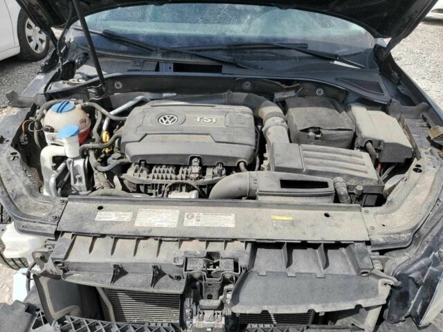 Черный Фольксваген Пассат, объемом двигателя 1.8 л и пробегом 72 тыс. км за 2500 $, фото 10 на Automoto.ua