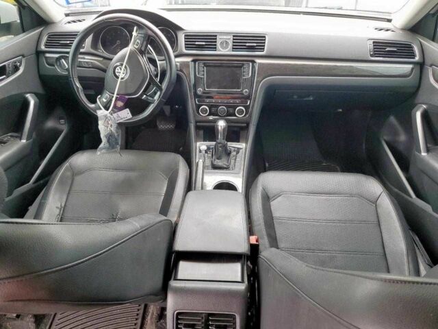 Черный Фольксваген Пассат, объемом двигателя 1.8 л и пробегом 78 тыс. км за 2300 $, фото 7 на Automoto.ua