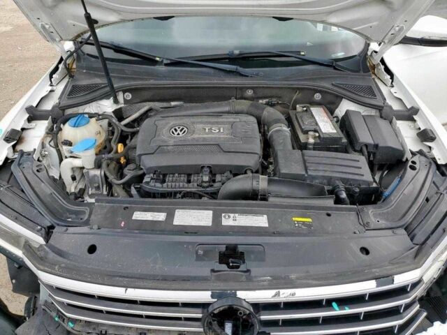 Черный Фольксваген Пассат, объемом двигателя 1.8 л и пробегом 78 тыс. км за 2300 $, фото 10 на Automoto.ua