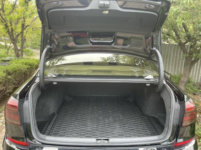 Черный Фольксваген Пассат, объемом двигателя 1.8 л и пробегом 149 тыс. км за 11700 $, фото 9 на Automoto.ua