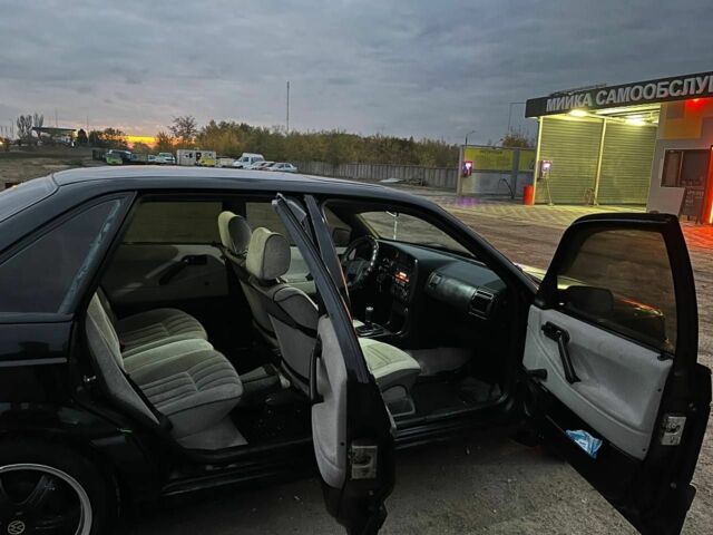 Черный Фольксваген Пассат, объемом двигателя 0 л и пробегом 350 тыс. км за 2500 $, фото 3 на Automoto.ua