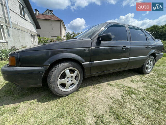 Черный Фольксваген Пассат, объемом двигателя 1.8 л и пробегом 550 тыс. км за 2000 $, фото 2 на Automoto.ua