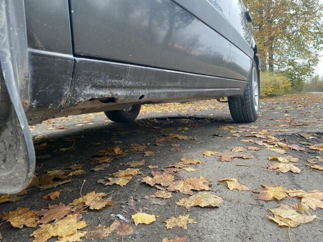 Черный Фольксваген Пассат, объемом двигателя 1.8 л и пробегом 100 тыс. км за 2100 $, фото 8 на Automoto.ua