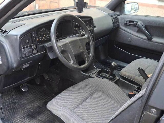 Чорний Фольксваген Пассат, об'ємом двигуна 1.9 л та пробігом 300 тис. км за 1200 $, фото 5 на Automoto.ua