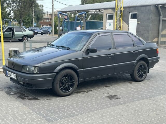 Черный Фольксваген Пассат, объемом двигателя 1.8 л и пробегом 350 тыс. км за 1700 $, фото 1 на Automoto.ua