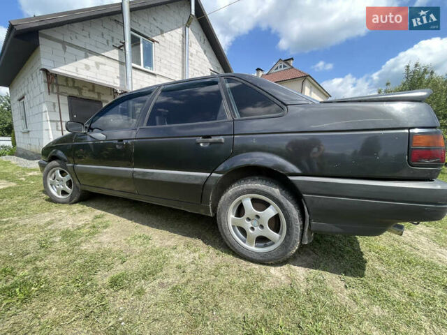 Черный Фольксваген Пассат, объемом двигателя 1.8 л и пробегом 550 тыс. км за 2000 $, фото 5 на Automoto.ua