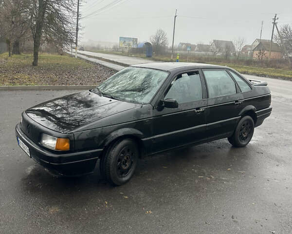 Чорний Фольксваген Пассат, об'ємом двигуна 1.8 л та пробігом 350 тис. км за 1300 $, фото 5 на Automoto.ua