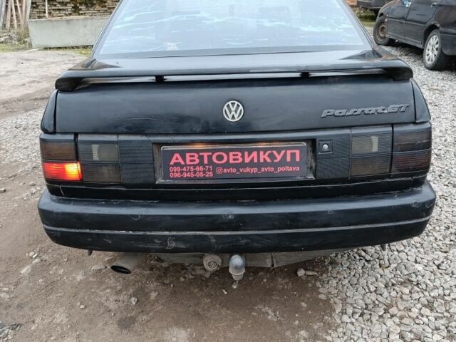 Черный Фольксваген Пассат, объемом двигателя 1.8 л и пробегом 300 тыс. км за 750 $, фото 2 на Automoto.ua