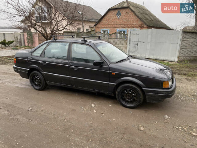 Чорний Фольксваген Пассат, об'ємом двигуна 1.78 л та пробігом 200 тис. км за 1200 $, фото 1 на Automoto.ua