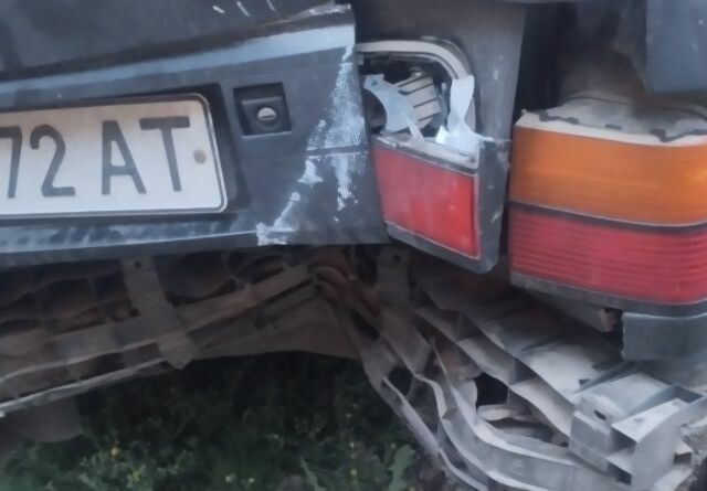 Чорний Фольксваген Пассат, об'ємом двигуна 2 л та пробігом 440 тис. км за 1400 $, фото 16 на Automoto.ua