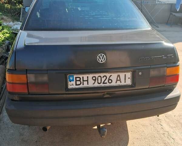 Черный Фольксваген Пассат, объемом двигателя 1.9 л и пробегом 400 тыс. км за 1900 $, фото 4 на Automoto.ua