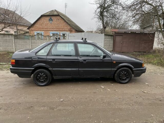 Чорний Фольксваген Пассат, об'ємом двигуна 1.8 л та пробігом 200 тис. км за 1200 $, фото 9 на Automoto.ua