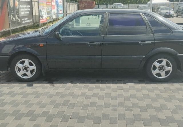 Чорний Фольксваген Пассат, об'ємом двигуна 2 л та пробігом 440 тис. км за 1400 $, фото 12 на Automoto.ua