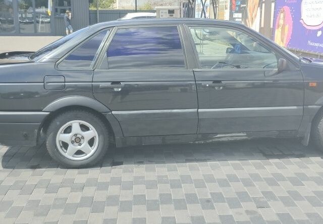 Чорний Фольксваген Пассат, об'ємом двигуна 2 л та пробігом 440 тис. км за 1400 $, фото 9 на Automoto.ua