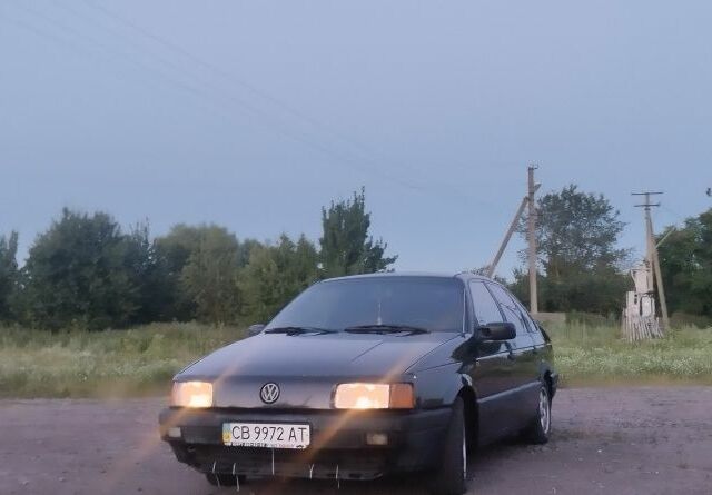 Чорний Фольксваген Пассат, об'ємом двигуна 2 л та пробігом 440 тис. км за 1400 $, фото 1 на Automoto.ua