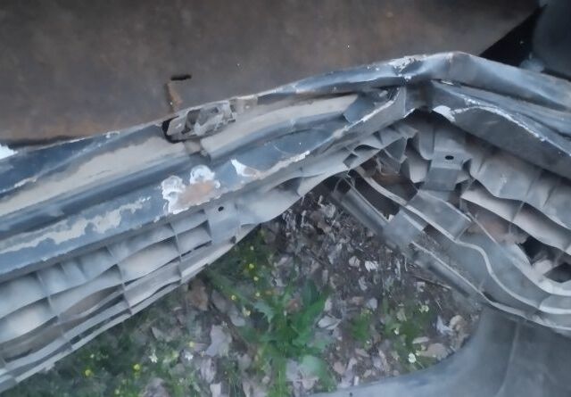 Чорний Фольксваген Пассат, об'ємом двигуна 2 л та пробігом 440 тис. км за 1400 $, фото 15 на Automoto.ua