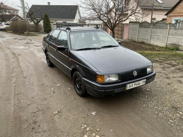 Чорний Фольксваген Пассат, об'ємом двигуна 1.8 л та пробігом 200 тис. км за 1200 $, фото 7 на Automoto.ua