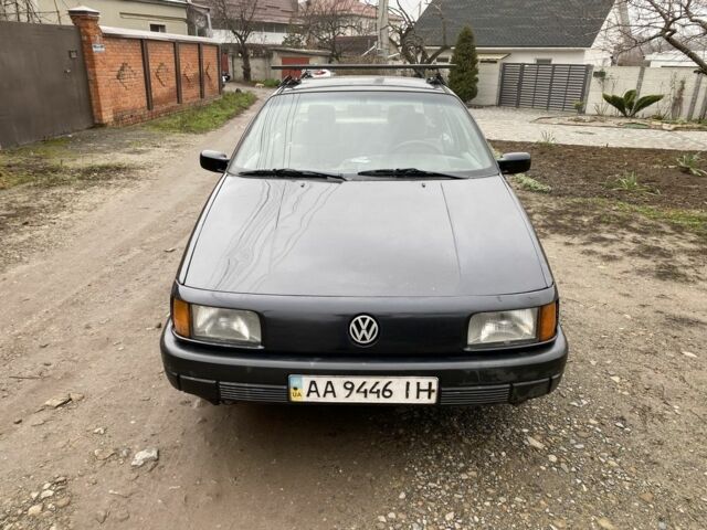 Чорний Фольксваген Пассат, об'ємом двигуна 1.8 л та пробігом 200 тис. км за 1200 $, фото 6 на Automoto.ua