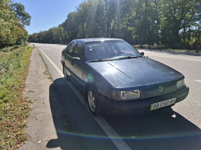 Черный Фольксваген Пассат, объемом двигателя 1.8 л и пробегом 200 тыс. км за 1550 $, фото 2 на Automoto.ua