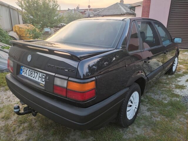 Черный Фольксваген Пассат, объемом двигателя 2 л и пробегом 279 тыс. км за 3300 $, фото 2 на Automoto.ua