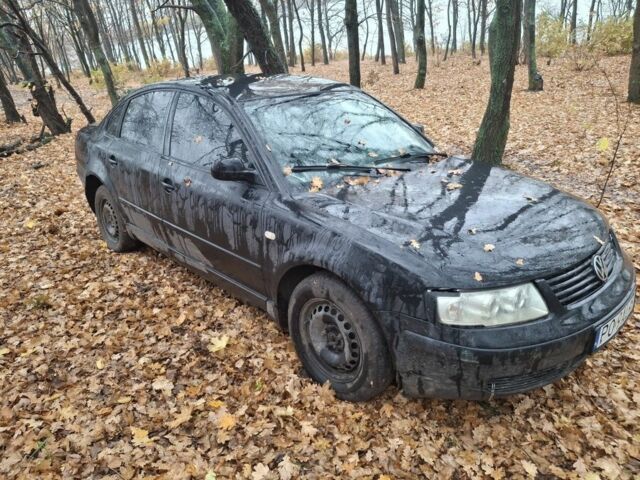 Черный Фольксваген Пассат, объемом двигателя 0 л и пробегом 216 тыс. км за 1071 $, фото 8 на Automoto.ua