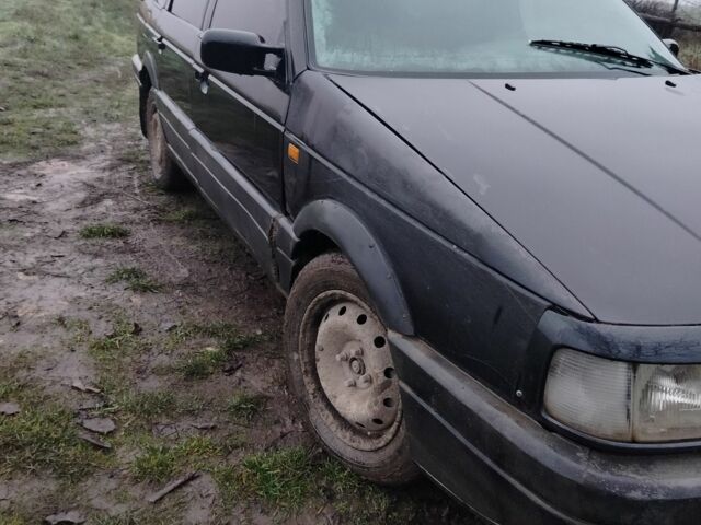 Чорний Фольксваген Пассат, об'ємом двигуна 2 л та пробігом 350 тис. км за 1000 $, фото 3 на Automoto.ua