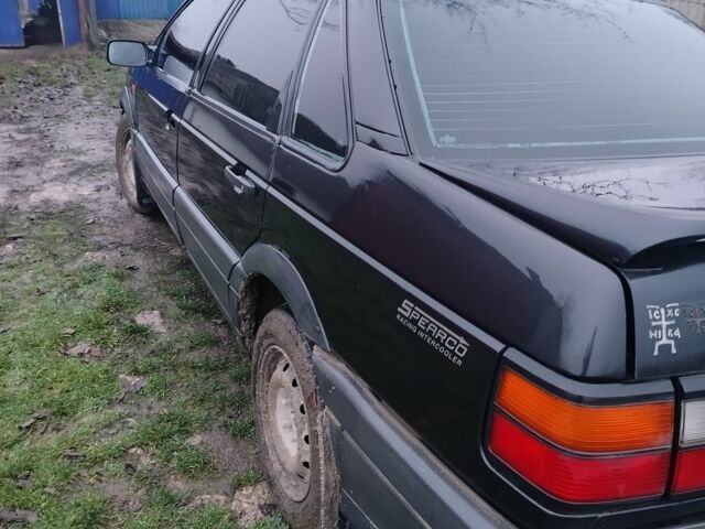 Чорний Фольксваген Пассат, об'ємом двигуна 2 л та пробігом 350 тис. км за 1000 $, фото 4 на Automoto.ua