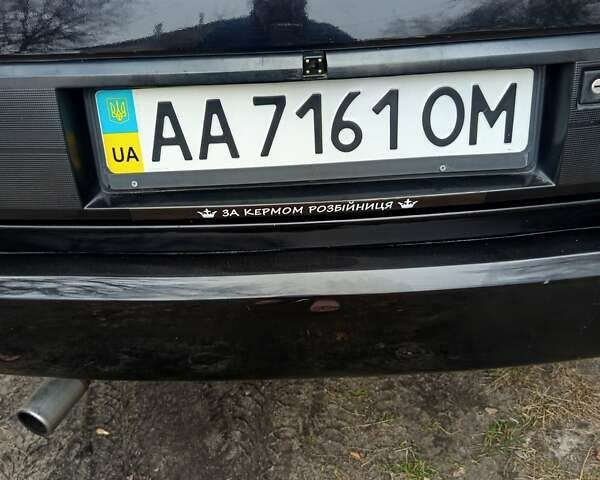 Черный Фольксваген Пассат, объемом двигателя 0 л и пробегом 448 тыс. км за 2100 $, фото 4 на Automoto.ua