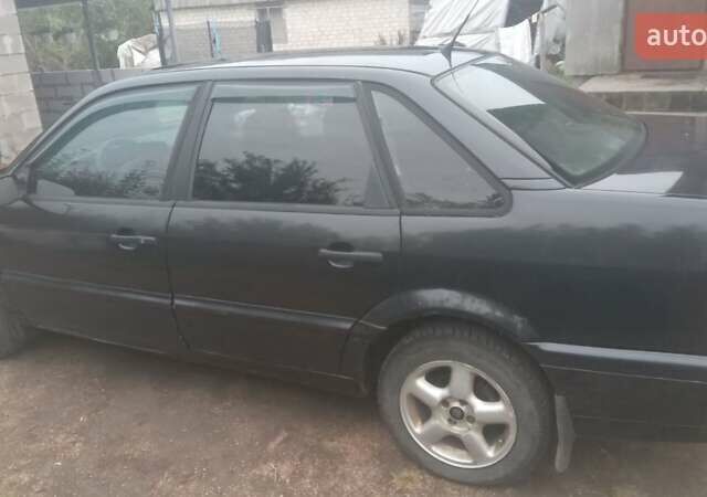 Черный Фольксваген Пассат, объемом двигателя 2 л и пробегом 290 тыс. км за 1300 $, фото 3 на Automoto.ua