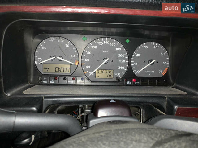 Черный Фольксваген Пассат, объемом двигателя 2.8 л и пробегом 316 тыс. км за 3000 $, фото 8 на Automoto.ua