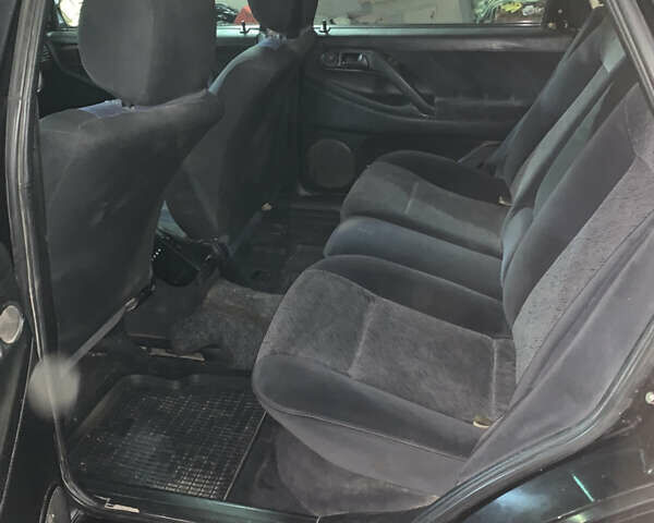 Черный Фольксваген Пассат, объемом двигателя 2.8 л и пробегом 316 тыс. км за 3000 $, фото 5 на Automoto.ua