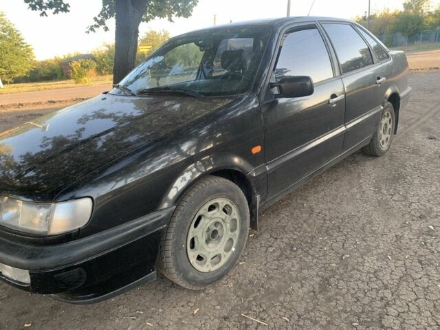 Чорний Фольксваген Пассат, об'ємом двигуна 1.8 л та пробігом 422 тис. км за 4000 $, фото 1 на Automoto.ua