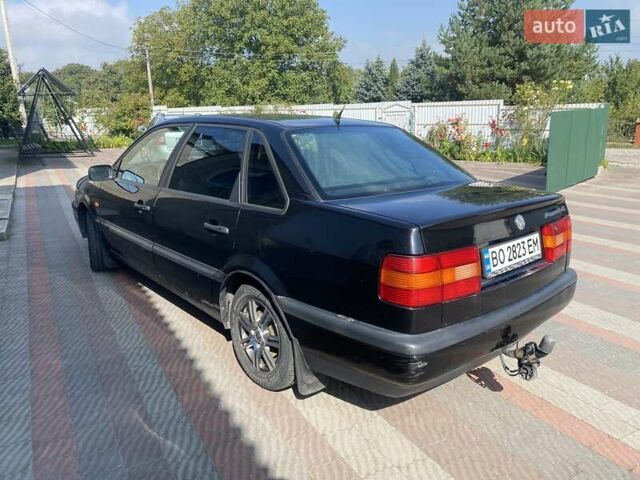 Чорний Фольксваген Пассат, об'ємом двигуна 1.78 л та пробігом 182 тис. км за 3650 $, фото 1 на Automoto.ua