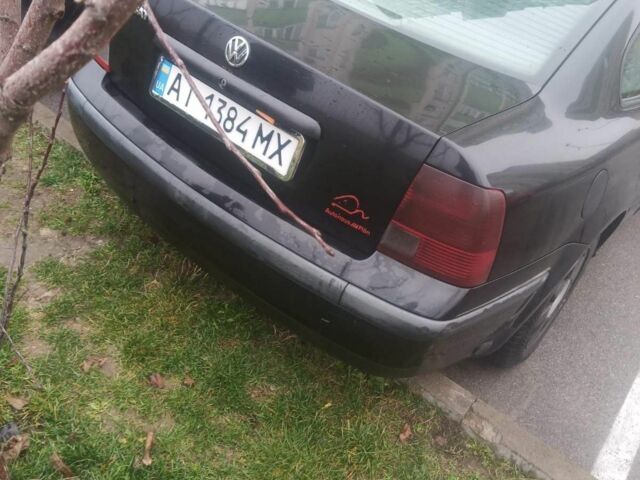 Чорний Фольксваген Пассат, об'ємом двигуна 1.6 л та пробігом 400 тис. км за 2200 $, фото 2 на Automoto.ua