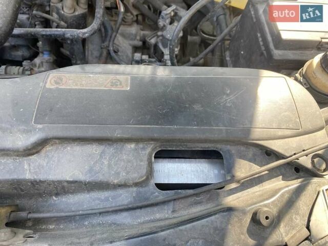 Чорний Фольксваген Пассат, об'ємом двигуна 1.78 л та пробігом 182 тис. км за 3650 $, фото 15 на Automoto.ua