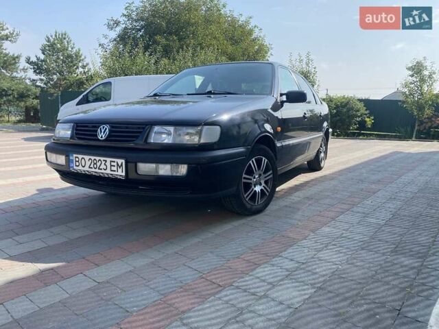 Чорний Фольксваген Пассат, об'ємом двигуна 1.78 л та пробігом 182 тис. км за 3650 $, фото 2 на Automoto.ua