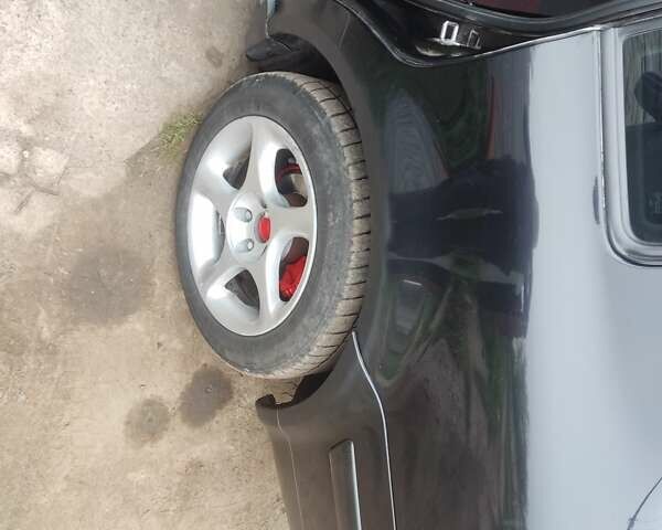 Черный Фольксваген Пассат, объемом двигателя 1.78 л и пробегом 260 тыс. км за 3100 $, фото 4 на Automoto.ua