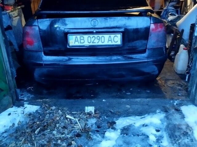 Чорний Фольксваген Пассат, об'ємом двигуна 18 л та пробігом 0 тис. км за 2300 $, фото 1 на Automoto.ua
